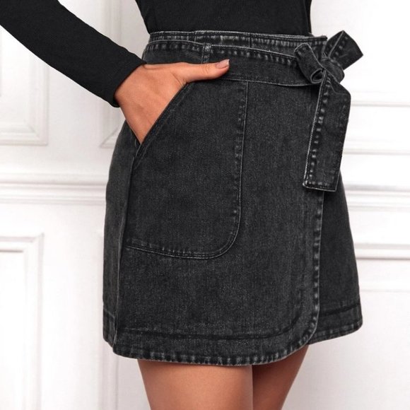 Black Preppy Womens Pocket Side Wrap Belted Skirt - Picture 4 of 4